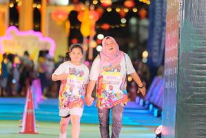 BIB: 1030, 50555
                            <button type="button" onclick="openModal(21771421)" class="btn btn-primary btn-sm float-right btn-popup" data-toggle="modal" data-target=".modal-high-quality">
                        <i class="fas fa-shopping-cart"></i> Add to Cart
                    </button>
                                            <button type="button" onclick="isThisMe(21771421, true)" class="btn btn-success btn-sm float-right btn-popup btn-isme hidden" data-toggle="tooltip" data-placement="bottom" title="นี่คือรูปของคุณใช่ไหม คลิกที่นี่เพื่อเอาเข้าอัลบั้ม">
                        <i class="fas fa-plus"></i> Add to album
                    </button>
                    <button type="button" onclick="isThisMe(21771421, false)" class="btn btn-warning btn-sm float-right btn-popup btn-isnotme hidden">
                        <i class="fas fa-ban"></i> Remove from album
                    </button>